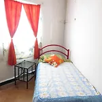 Amplio Departamento Para Grupos O Familias
